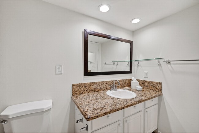 Building Photo - 6466 Bayou Glen Rd