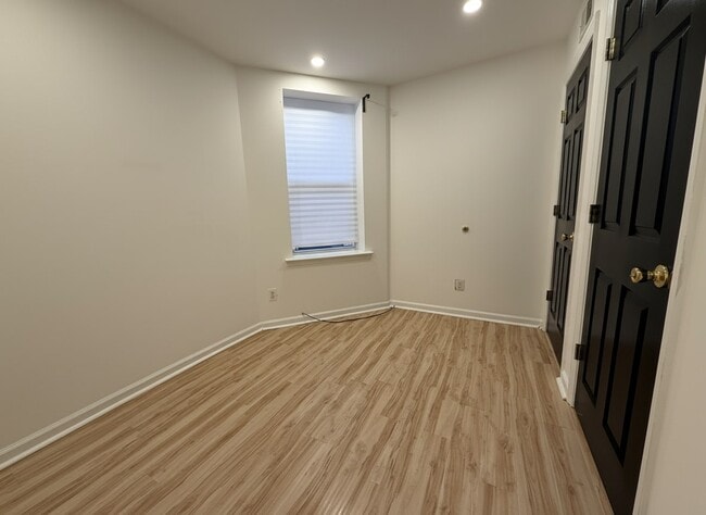 Building Photo - 615 S Conestoga St