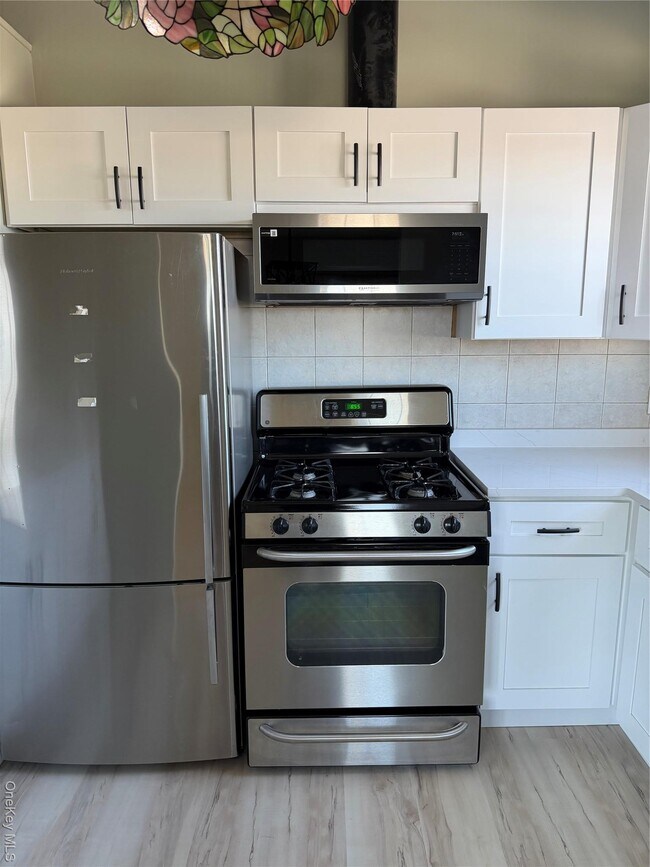 Building Photo - 25 Lexington Hills Rd