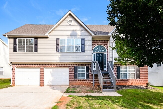 Building Photo - 342 Summit View Dr