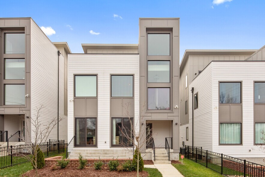 Building Photo - 1203 Tremont Ave