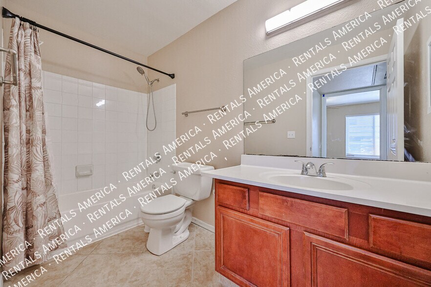 Building Photo - 17017 N 12th St