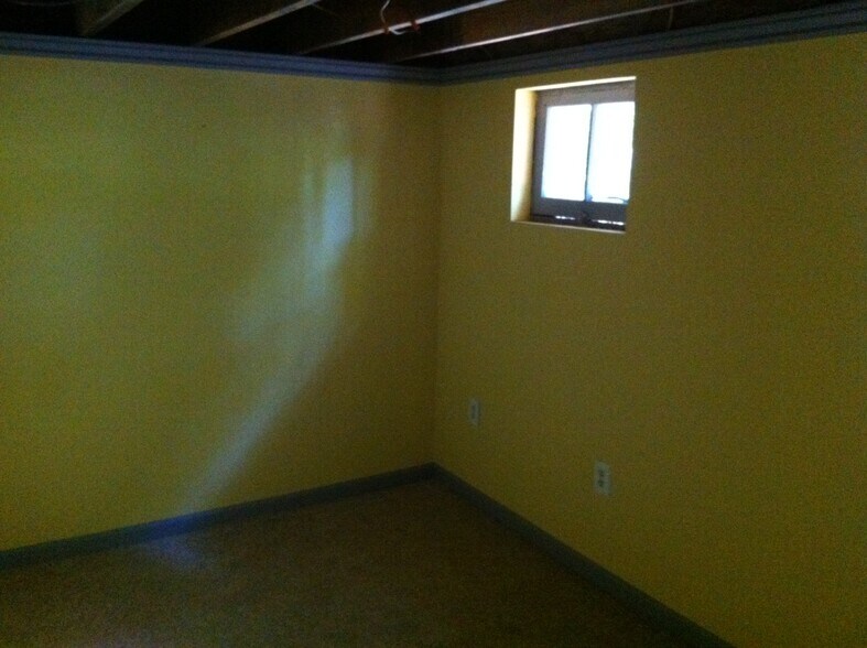 down stairs small room - 1110 S 900 E