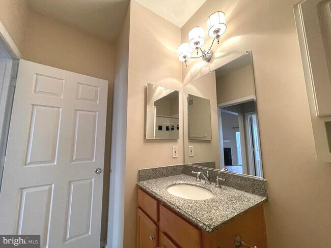 Building Photo - 5124 Brittney Elyse Cir