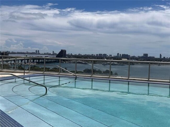 Building Photo - 888 Biscayne Blvd