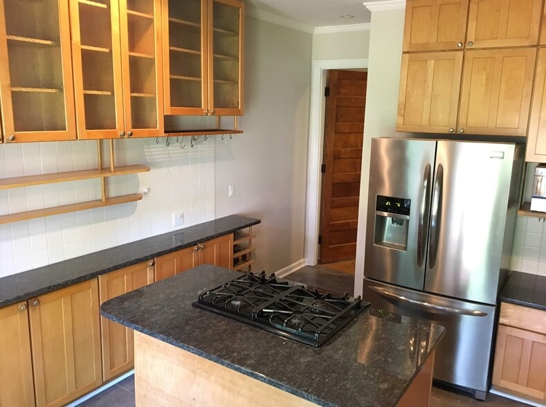 Building Photo - 140 Tennessee Ave NE