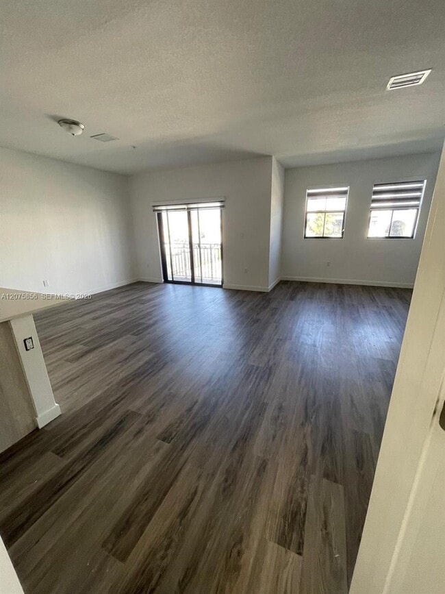 Building Photo - 15520 SW 136th St