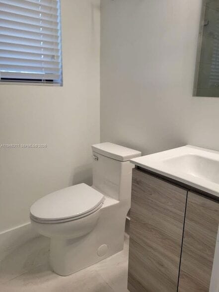 Building Photo - 1735 Calais Dr