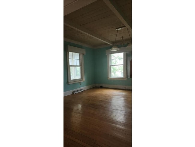 Building Photo - 208 Lake Blvd S