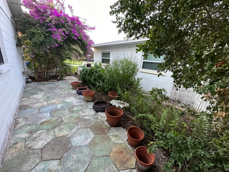 Building Photo - 2945 68th St N