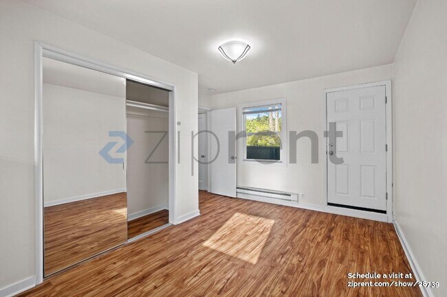 Building Photo - 1408 Second St