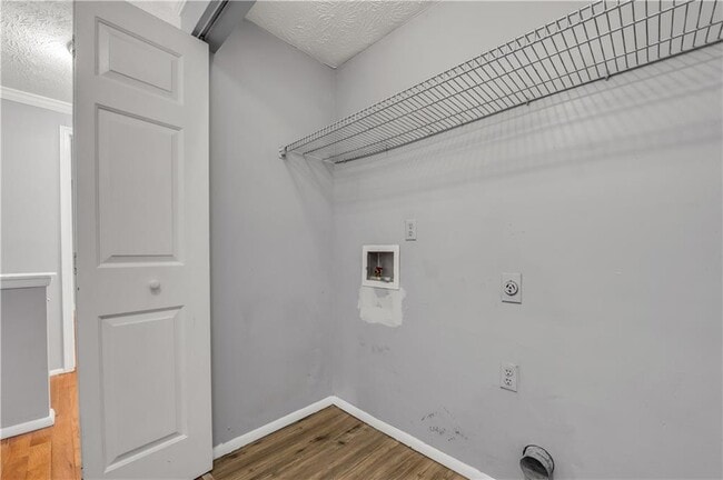 Building Photo - 2441 Empire Forest Dr