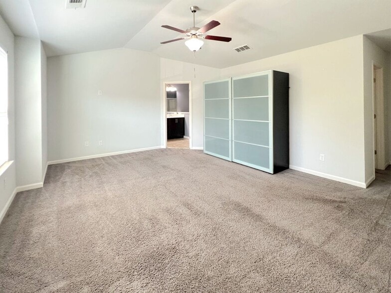 Building Photo - 6173 Roaring Rock Wy