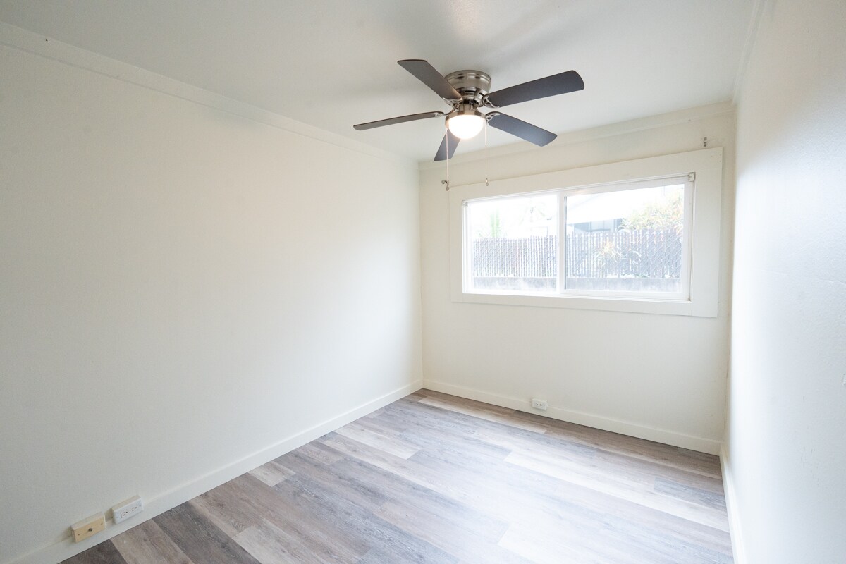 Building Photo - 456 Ipu Cir