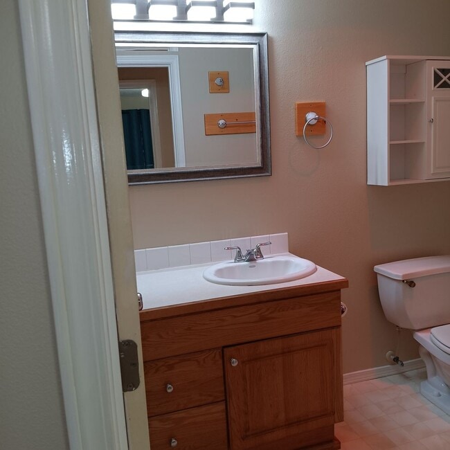 Building Photo - Great House With So Much To Offer In Independence!