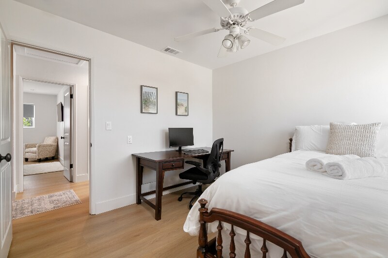 Building Photo - 1123 Balour Dr