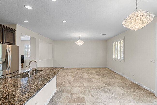 Building Photo - Beautiful West Vegas Home With Next Gen Suite