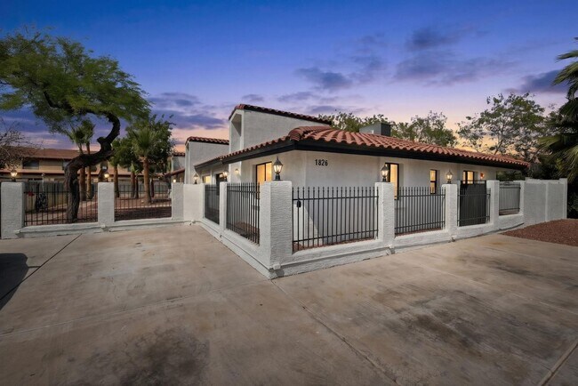 Building Photo - 7826 E Heatherbrae Ave