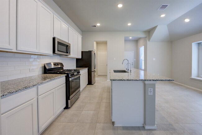 Primary Photo - 32014 Quail Terrace Ln