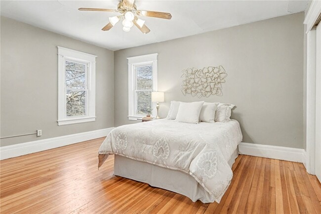 Building Photo - 30 Shepard St