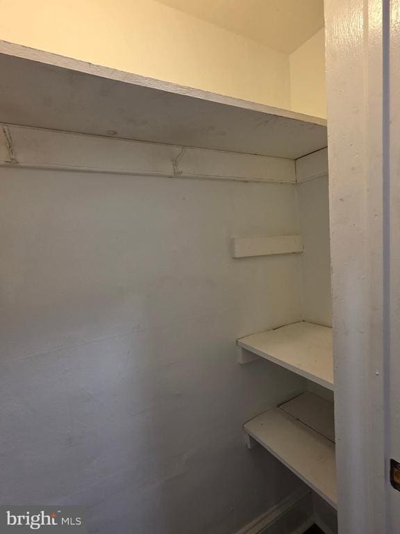 Building Photo - 2715 E Ontario St