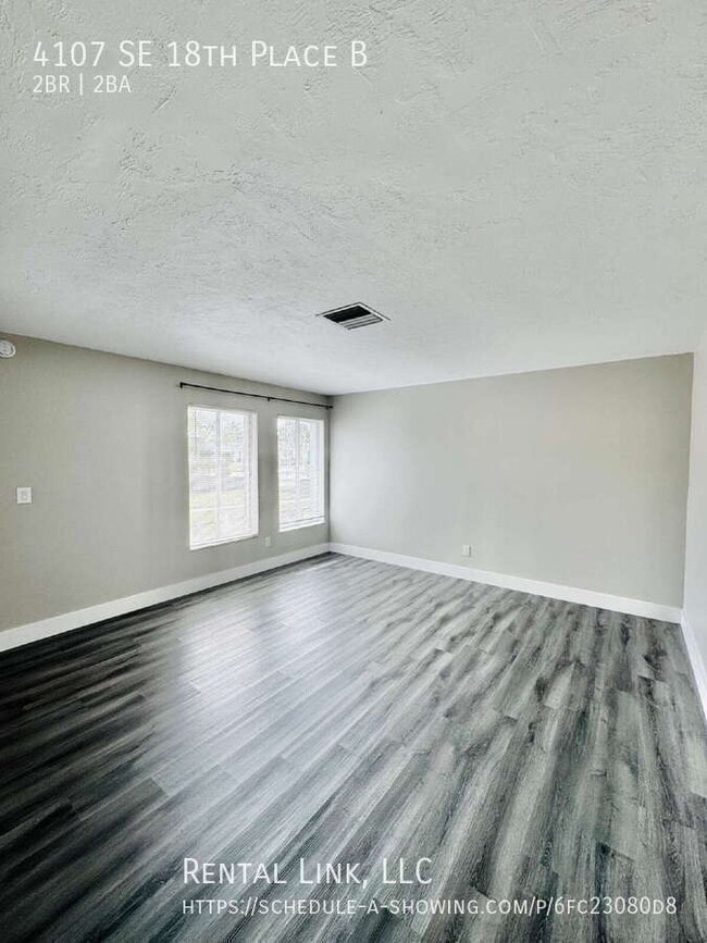 Building Photo - 4107 SE 18th Pl