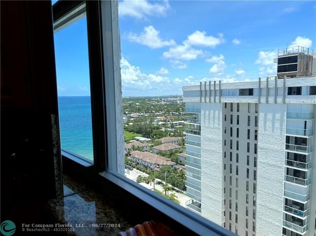 Building Photo - 1010 S Ocean Blvd