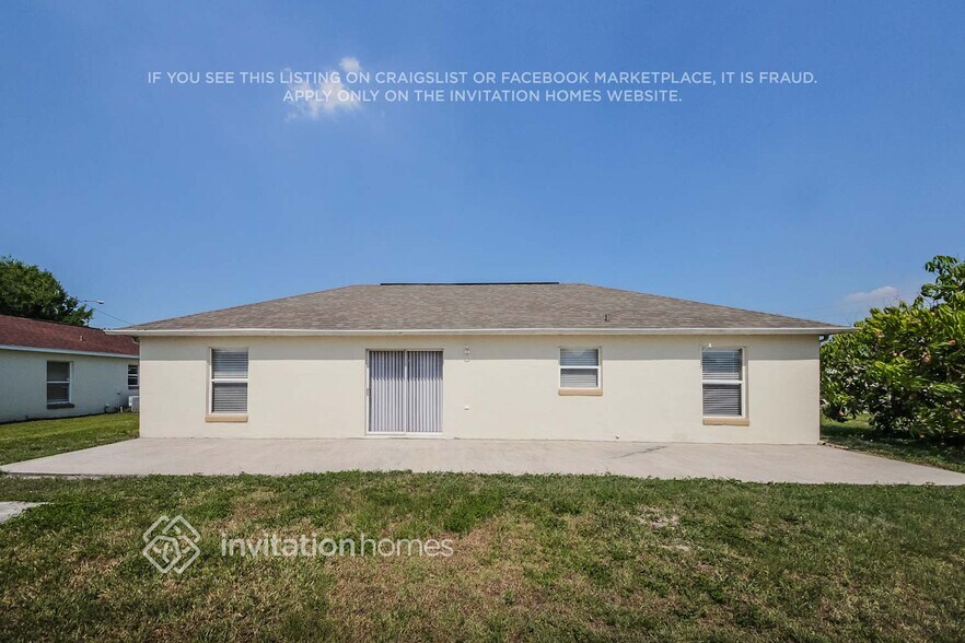 Building Photo - 599 Koala Dr