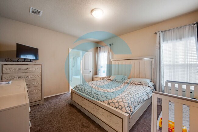 Master Bedroom - 5844 Bindweed St