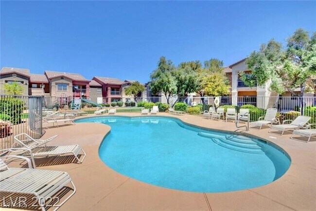 Building Photo - 8000 W Badura Ave