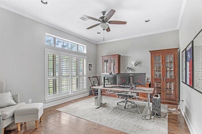 Building Photo - 29006 Reserve Bend Dr