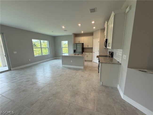 Building Photo - 3607 62nd St W