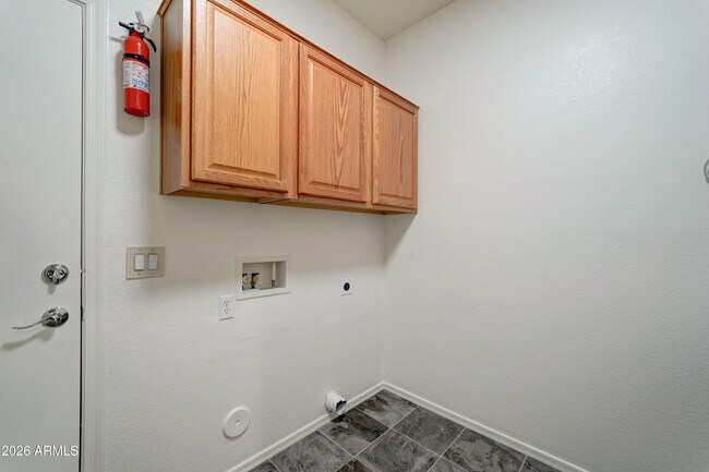 Building Photo - 1157 W Mesquite St