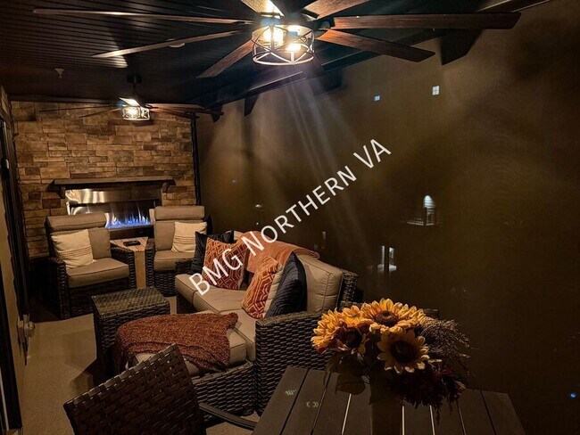 Building Photo - 1636 Kirkman St