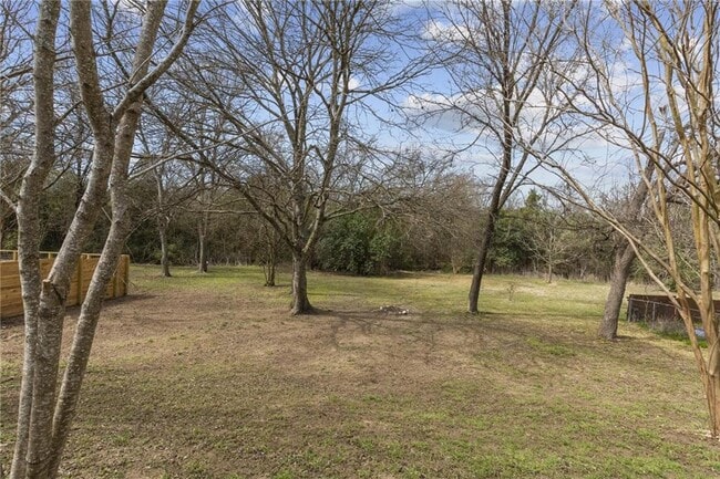 Building Photo - 4608 Bundyhill Dr