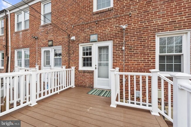 Building Photo - 169 Regester Ave