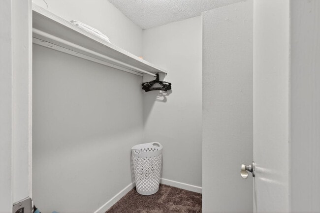 Building Photo - 50 Northtown Dr