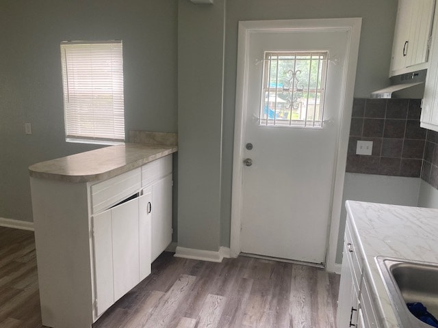 Kitchen - 2940 Begonia Rd