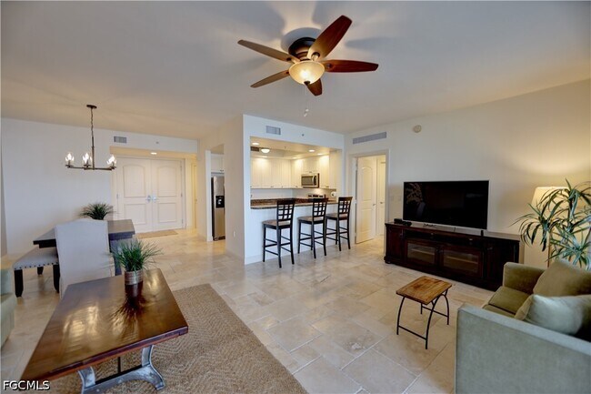 Building Photo - 2090 W First St