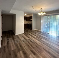 Building Photo - 525 W Cook St