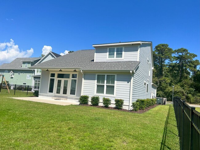 Building Photo - 264 Palmetto Harbour Dr