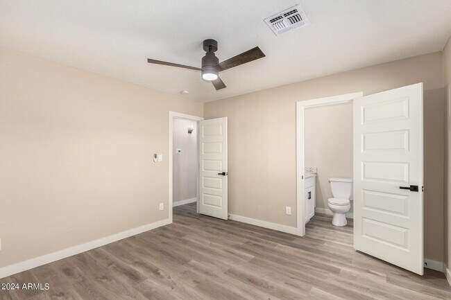 Building Photo - 1602 W Rockwood Dr