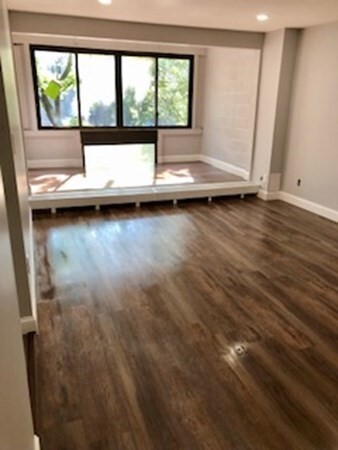Building Photo - 38 Juniper St