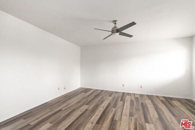 Building Photo - 3023 Berkeley Ave