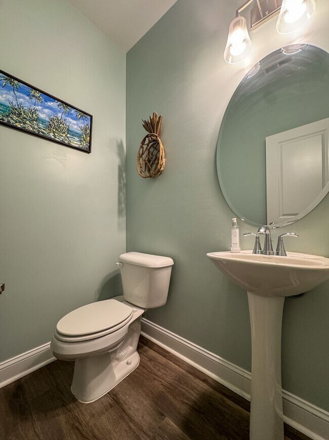 Building Photo - Stunning 4 Bed 2.5 Bath Home in Cameron with Fenced Yard