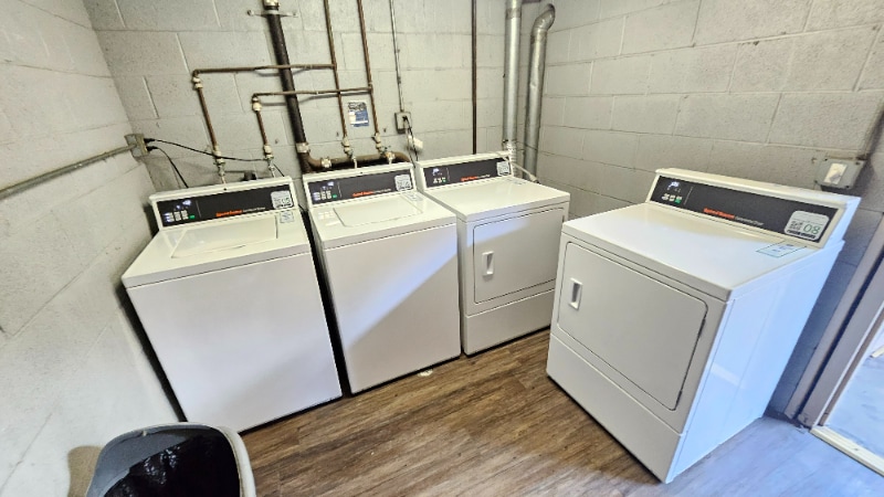 Building Photo - 6024 Monterey Rd