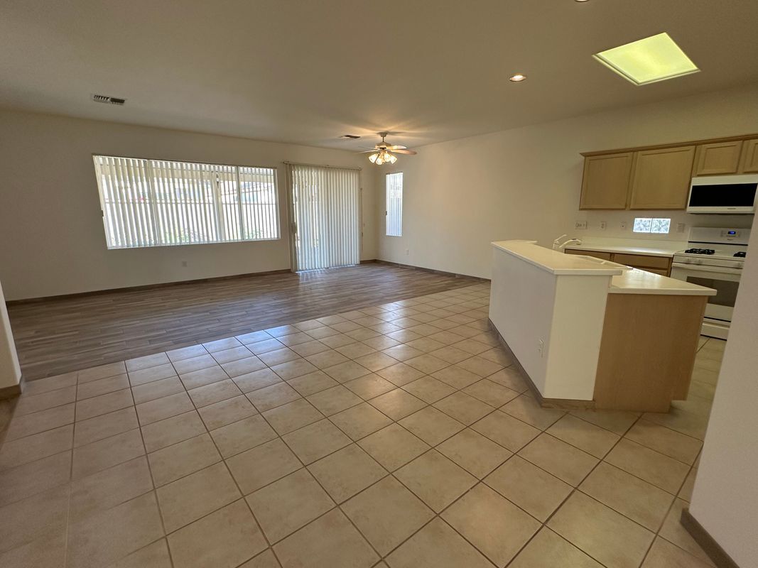 Building Photo - 78929 Lavender Cir