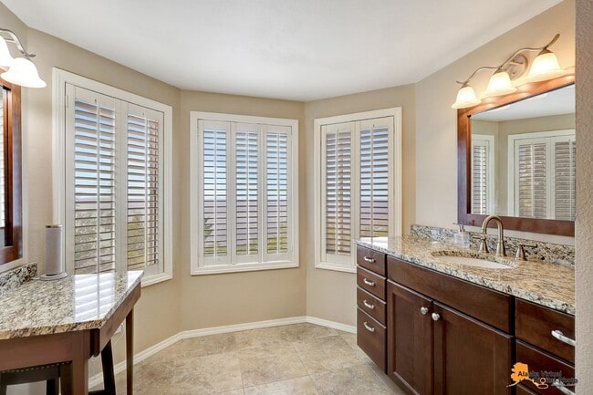 Building Photo - 18722 Guillemot Cir