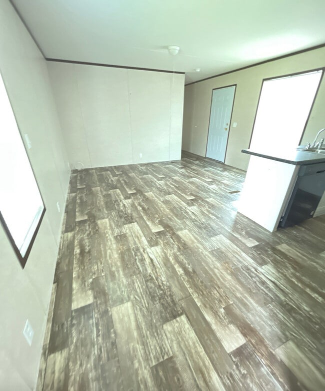 Building Photo - 503 Cereus Dr