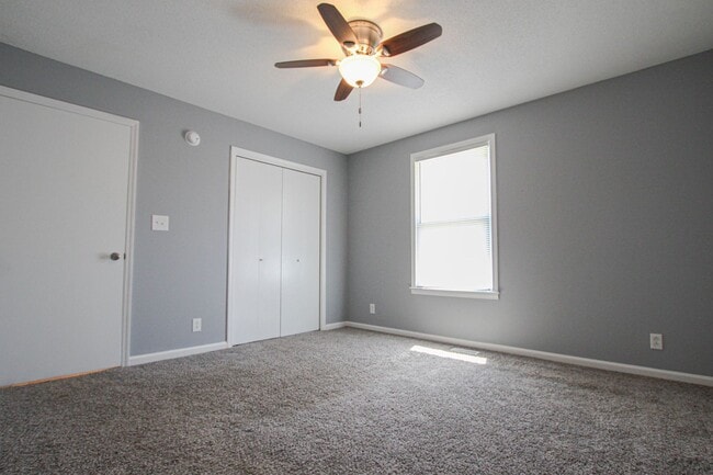 Building Photo - Pet Friendly Three Bedroom with Basement!